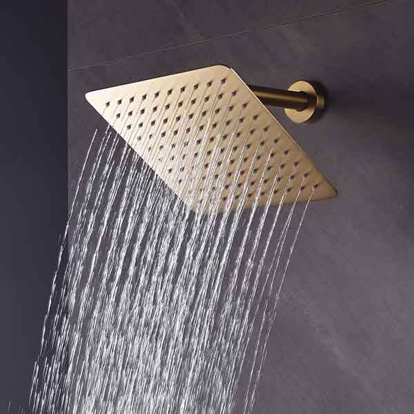 Modern finish of Cascada Perla dual shower system.