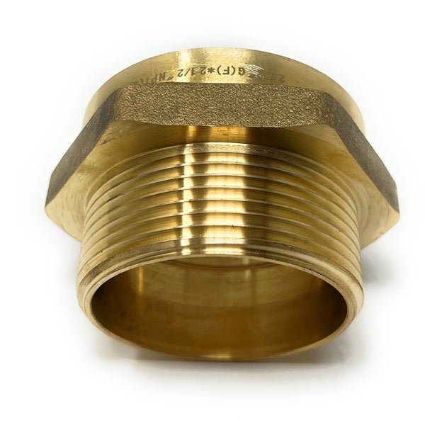 Detailed view of 2 1/2 inch G thread BSPP brass fitting